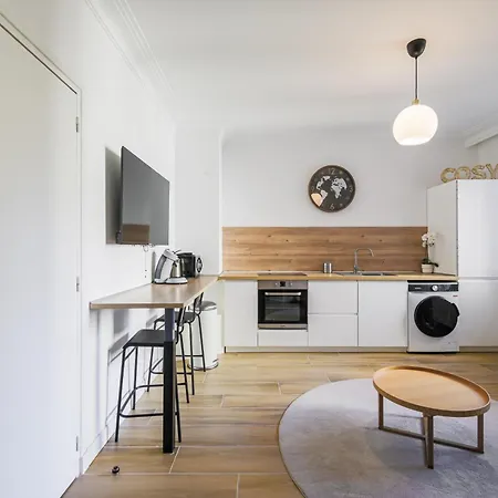 Apartment Climatisation 2p Renove 2 Personnes Tres Grenoble