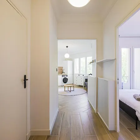 Climatisation 2p Renove 2 Personnes Tres アパート
