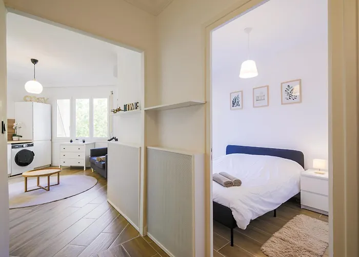 Apartment Climatisation 2p Renove 2 Personnes Tres